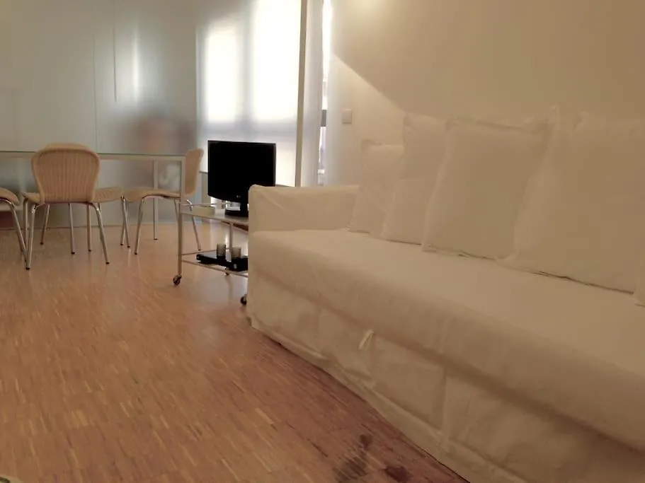 New Cosy Apartment Near To Petruzzelli Theatre Bari İtalya