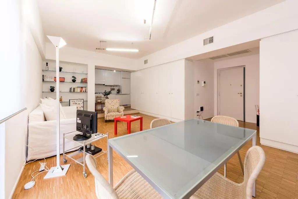 New Cosy Apartment Near To Petruzzelli Theatre Bari