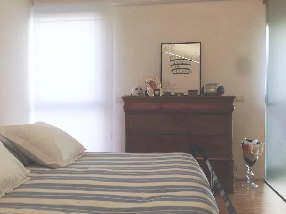 New Cosy Apartment Near To Petruzzelli Theatre Bari İtalya